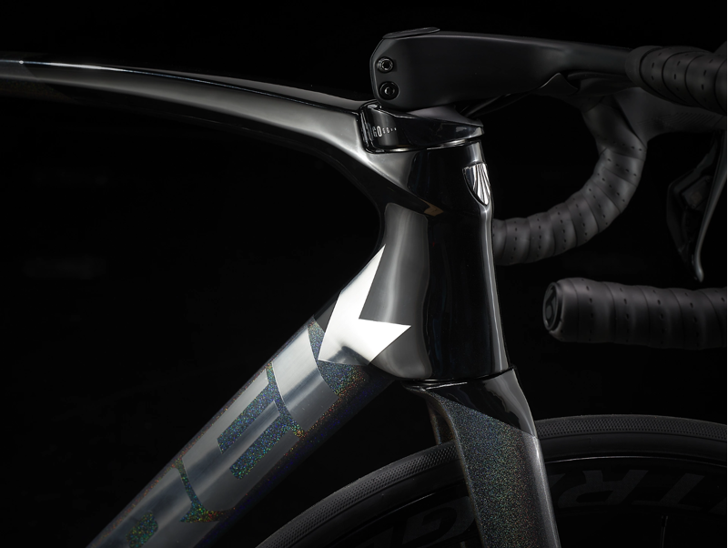 Trek Emonda SLR 9 Carbon Road Bike 2024 in Black-10